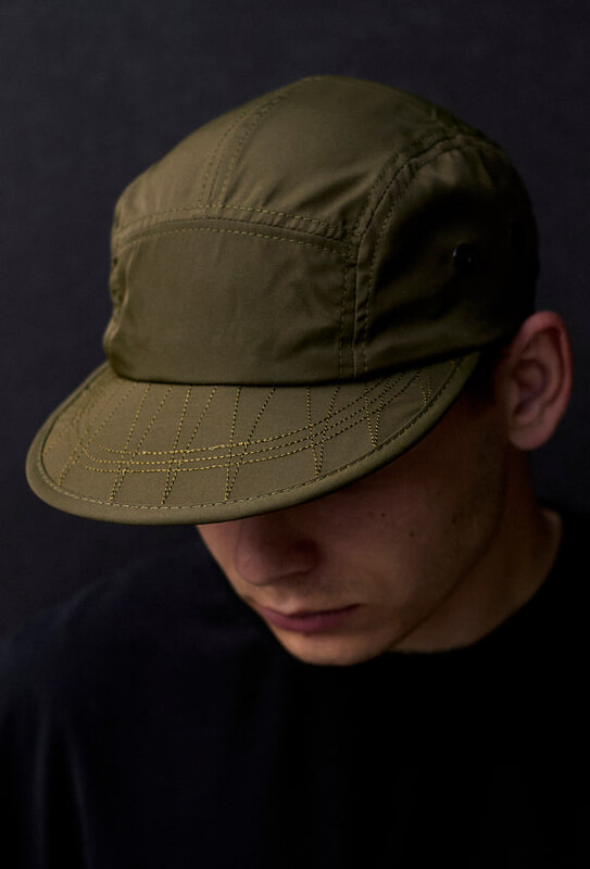 Однотонна кепка кольору хакі Staff khaki n, фото 1