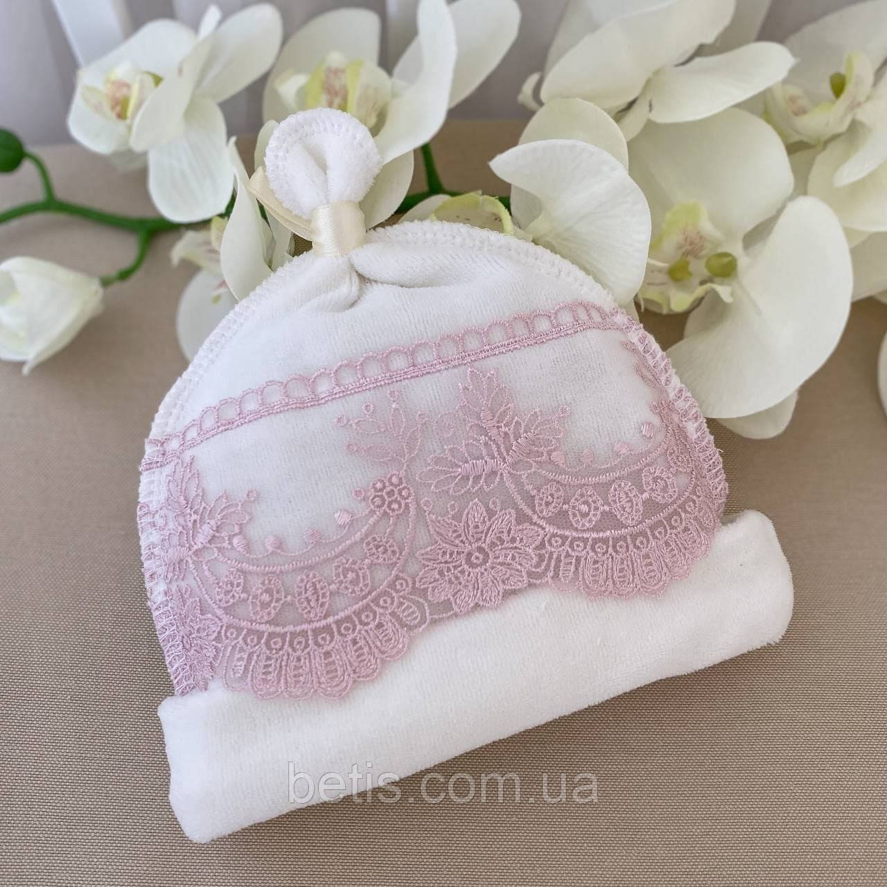 Шапочка "Світлинка В" з мереживом Молочний/пудра Велюр арт.91449350  Зріст 52-38(р)