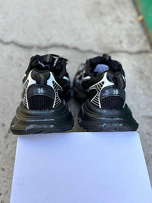 BALENCIAGA ビーチバレーボール ブラック ビーチバレーボール で ブラック/ホワイト | Balenciaga JP