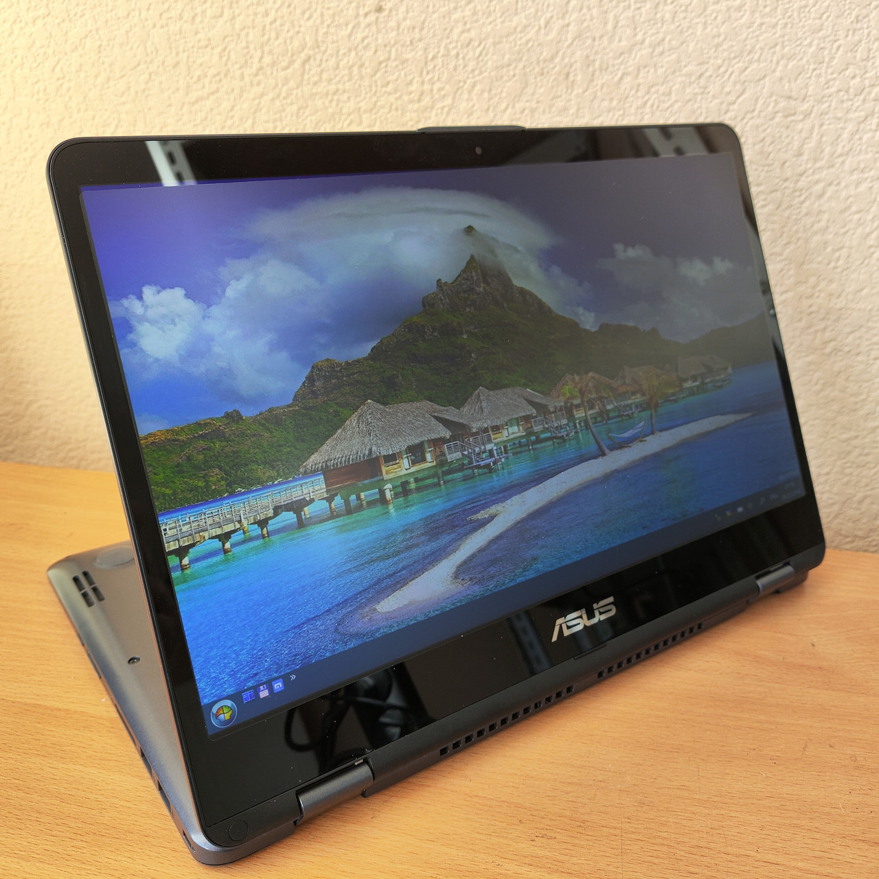 Ноутбук трансформер AsusTP410UA 14" FHD IPS Тачскрін i5-7200U / 6 GB DDR4/ Intel HD Graphics 620 / WebCam