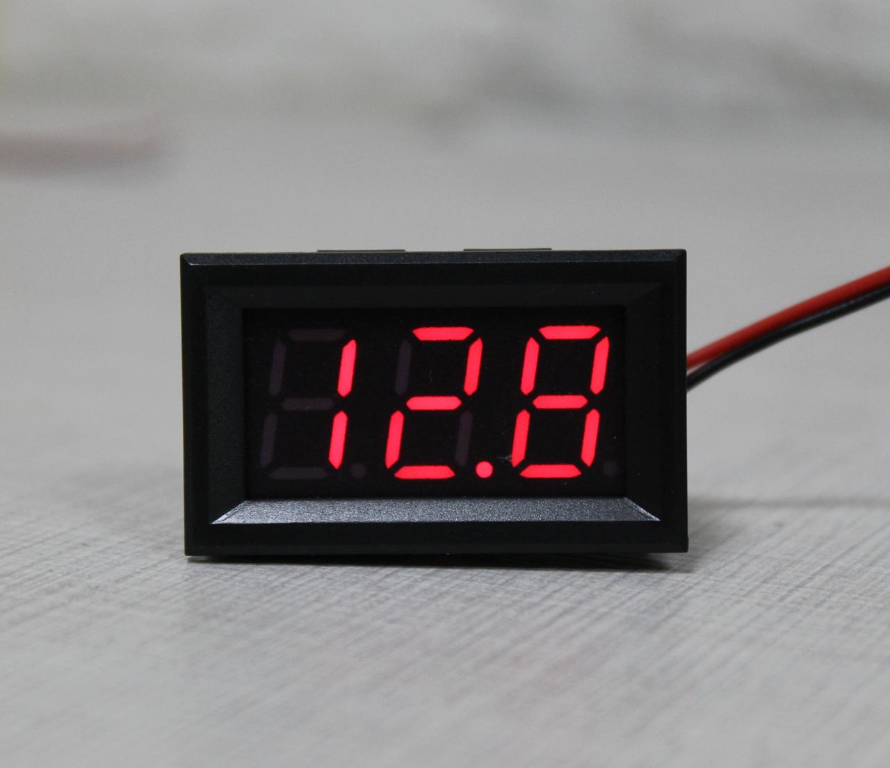 Вольтметр постійного струму LED 0,56" один канал вимірювання 4.5 - 30.0 В захист переполюсування черв