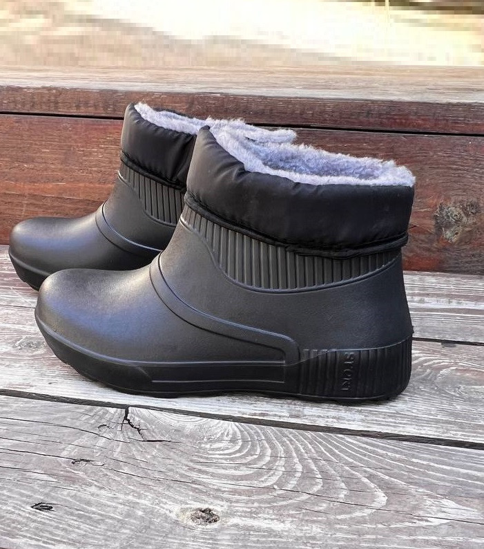 Підліткові зимові чорні черевики пінка гумові чоботи 39, фото 1