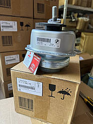 Подушка (опора) двигуна BMW X5 E70 N55 Прав 22116865146