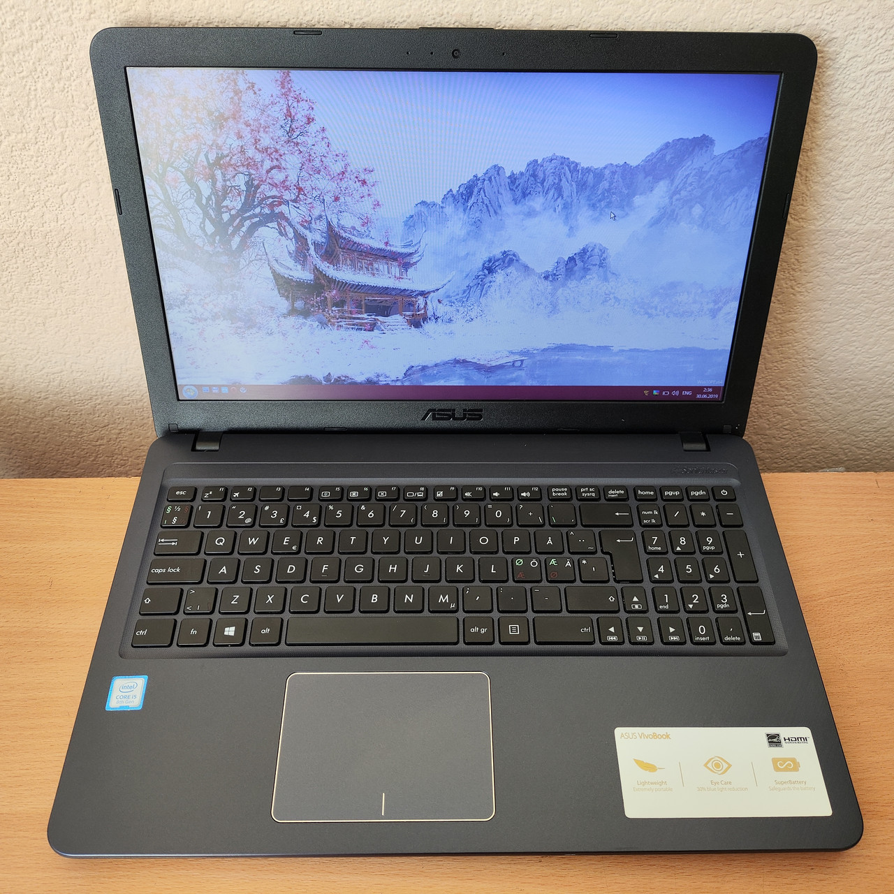 Ноутбук Asus VivoBook R543U 15.6" i5-8250u/8 Gb DDR4/Intel UHD Graphics 620