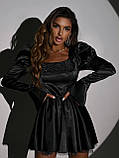 Жіноча чорна атласна сукня міні зі стразами, фото 6