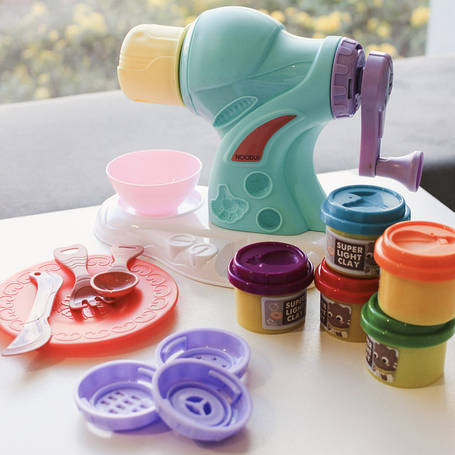 Ліплення та кінетичний пісок