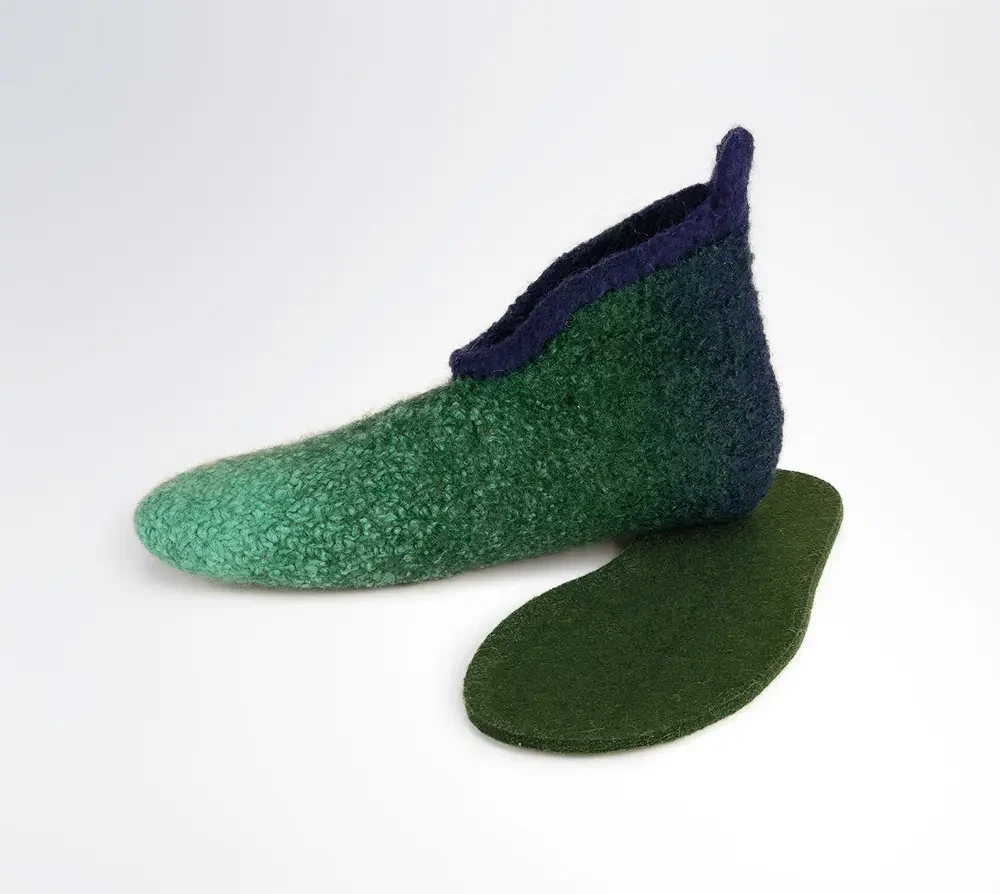 Пряжа Slippers/Сліпперс, зелений-фіолетовий 1