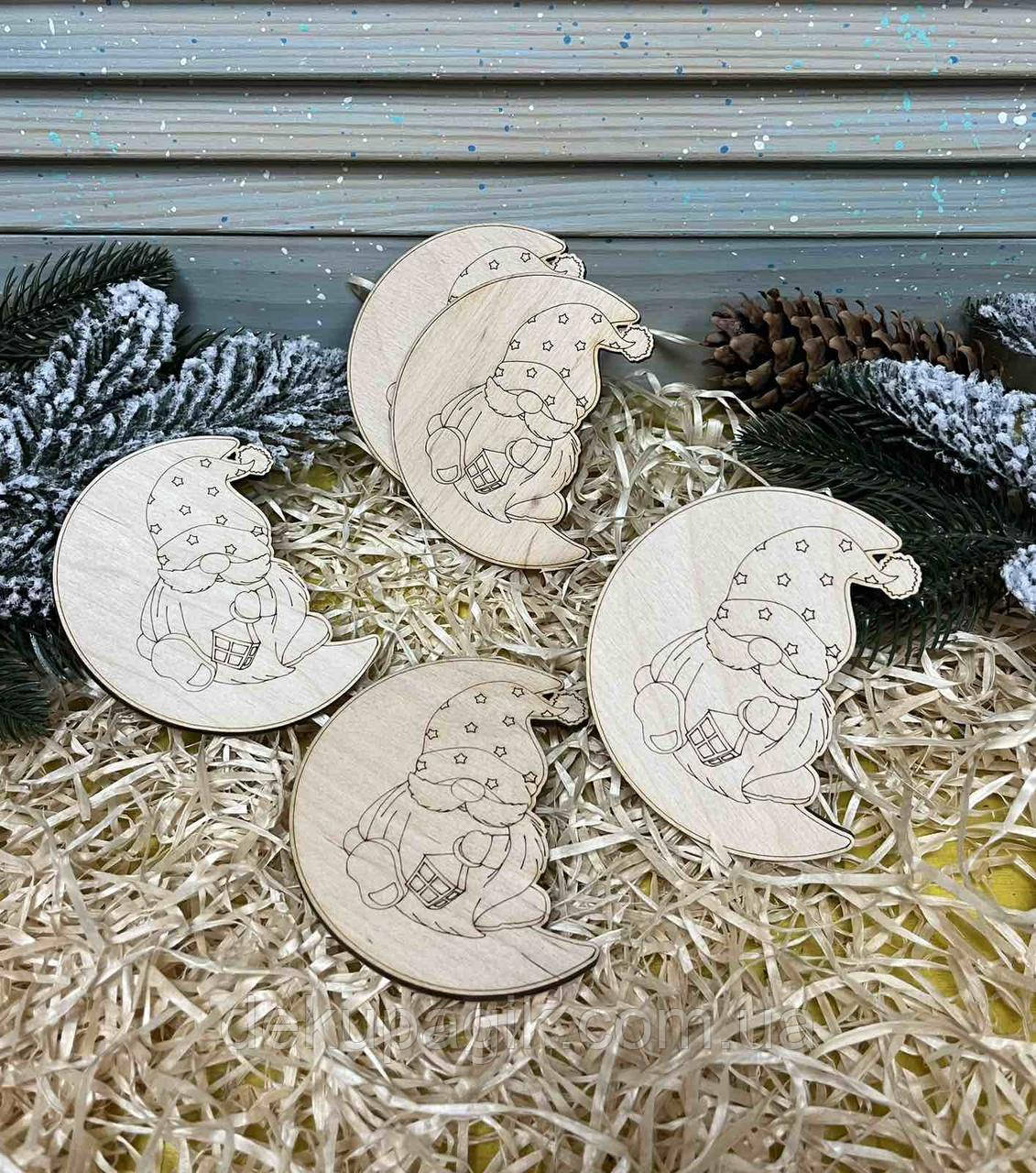 Ялинкова прикраса Гномик на місяці 10см, фото 1