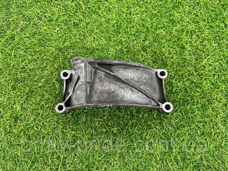 Кронштейн генератора AUDI A7 4G 3.0 CGXB 2013 (б/у)