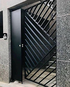 Двері ґратчасті в лофт стилі в сучасному дизайні