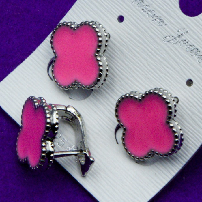 Сережки сталь No120 конюшина з рожевою вставкою на англ замку сталь біжутерію