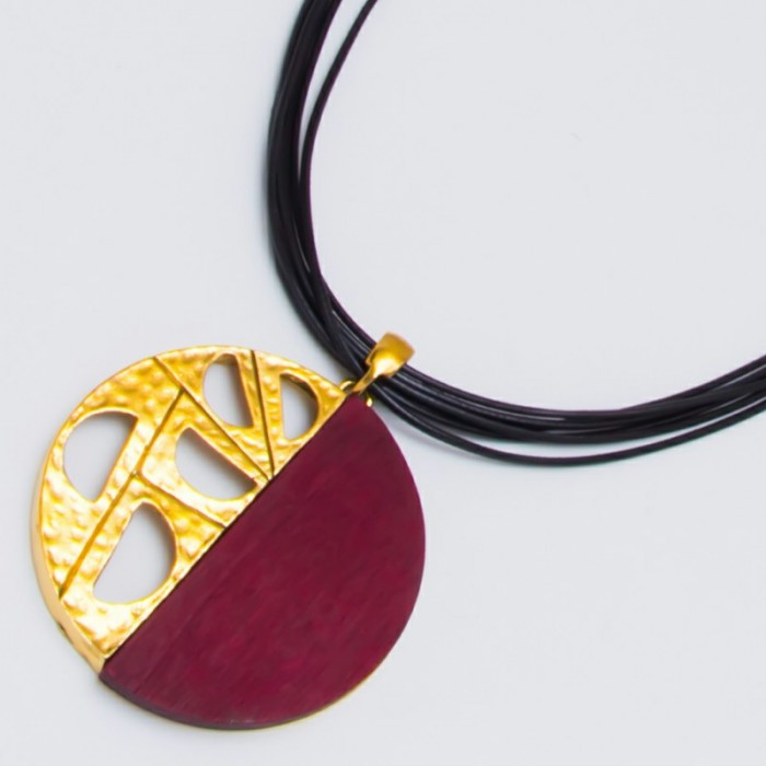 Підвіска No 689 з кулоном двох кольорів.