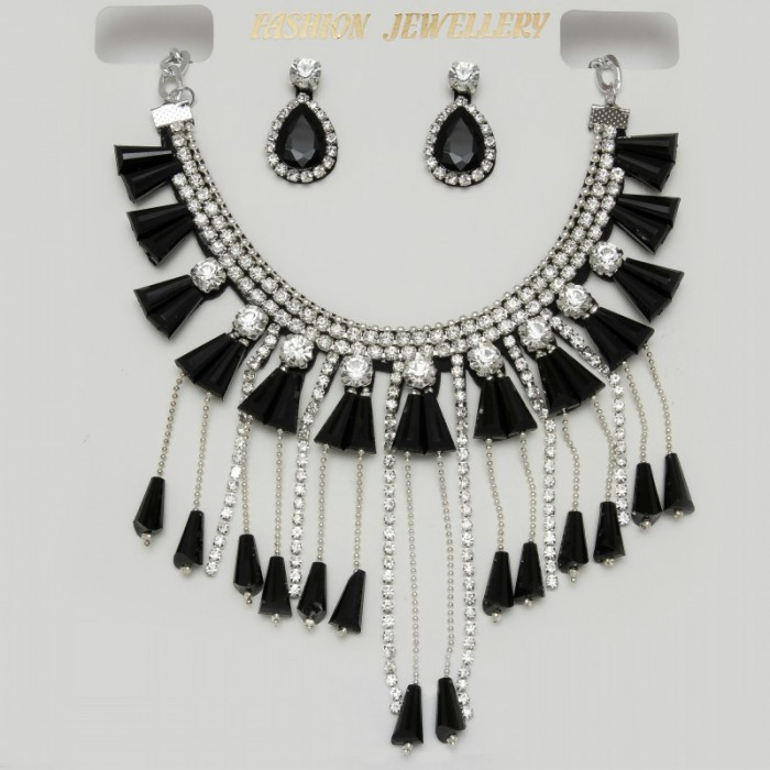 Підвіска-колє No360 на тканинній основі чорне каміння