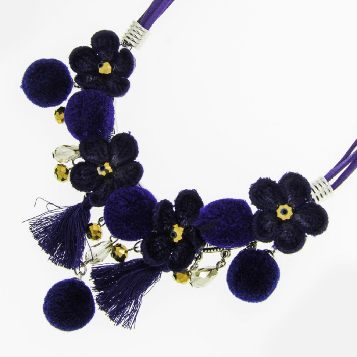 Підвіска No 1093 із синіми квіточками та китицями.