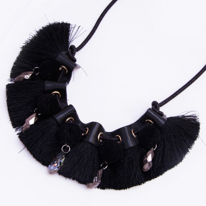 Підвіска No 1107 шикарна чорна зі вставками.