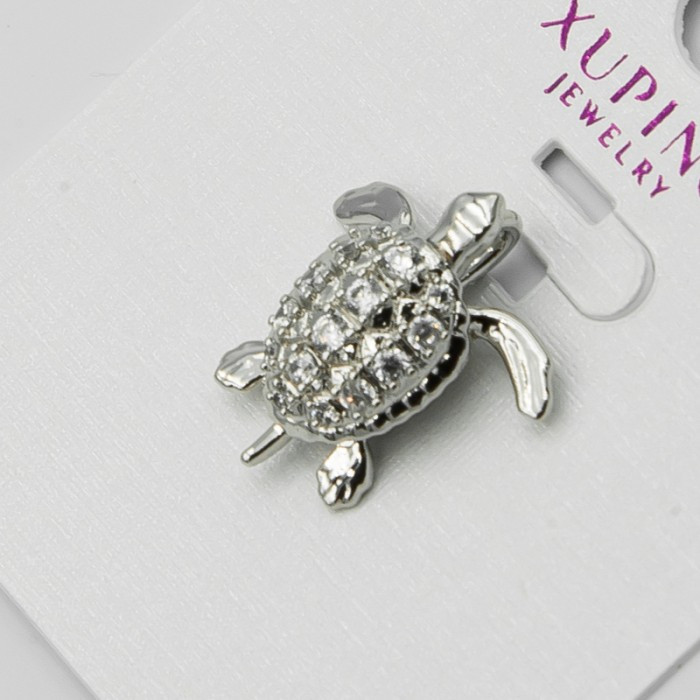 Кулон Xuping No1057 у формі черепахи з камінням.