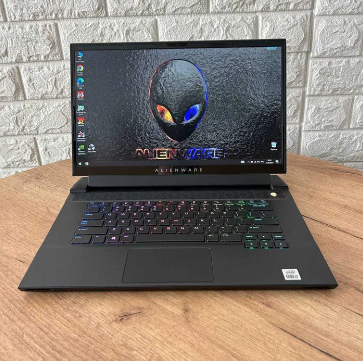Ноутбук Dell Alienware m15 R4 300Hz i7 10870H 16Gb SSD 512Gb RTX 3070 Б/В, фото 1