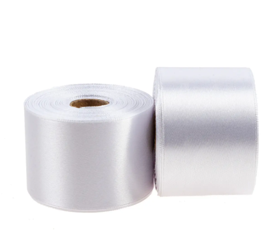 Стрічка атласна білого кольору 5см. (1шт, 23м.)