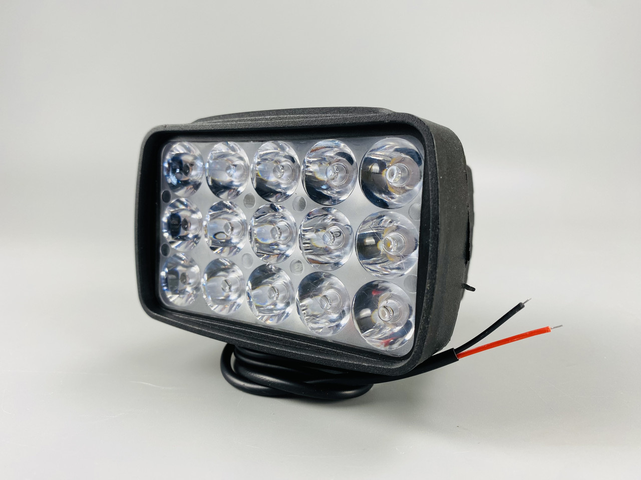 Світлодіодна LED фара  змішаний промінь 45 Вт світлодіоди 3w х 15шт Фара LED прямокутна + кріплення із 15 діодами