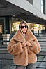 Жіноча брендова актуальна коротка зимова шубка з штучного хутра, фото 2