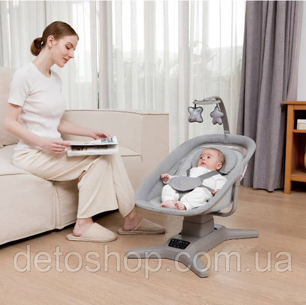 Заколисуючий центр Mastela 8303 (dark grey) Темно-сірий