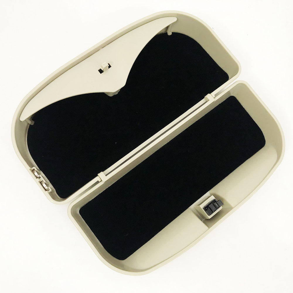 Футляр для окулярів в машину Visor Clamp магнітний. DX-346 Колір бежевий