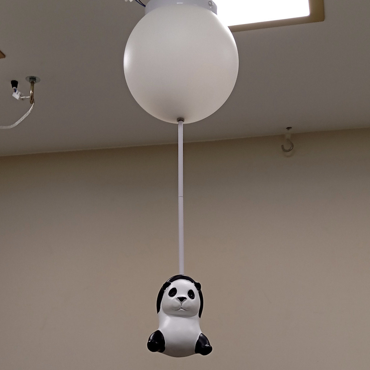 Біла стельова люстра «Пандочка» 15см (52-9829B-1(150) WH+WH)