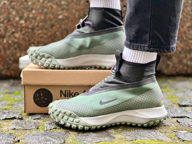 Nike ACG Mountain Fly 