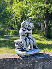 Садова фігура, скульптура, статуетка пара дітей на лавці для декору саду з цементу, ручної роботи 33 см, фото 2
