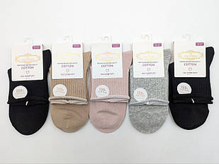 Жіночі шкарпетки бавовняні однотонні без гумки середні Ластівка (розмір 37-41, 10 пар/уп. різні кольори)