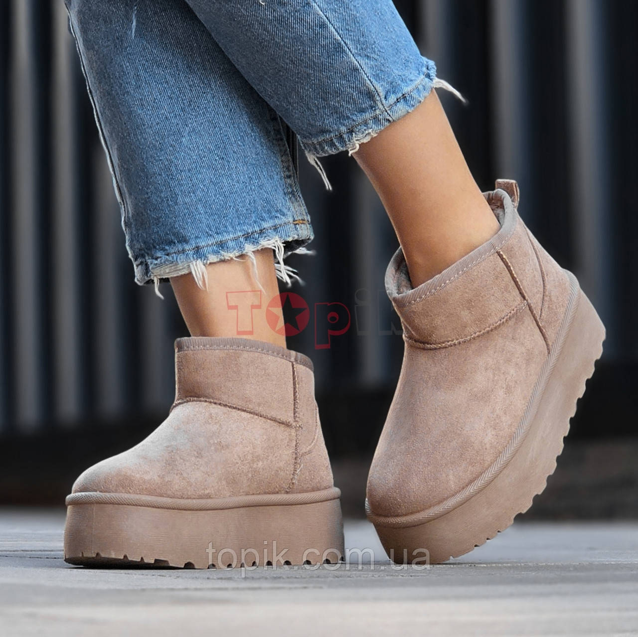 Жіночі уггі на платформі короткі угги на високій підошві уги (Код: 3473)