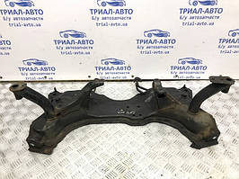 Балка передньої підвіски Suzuki