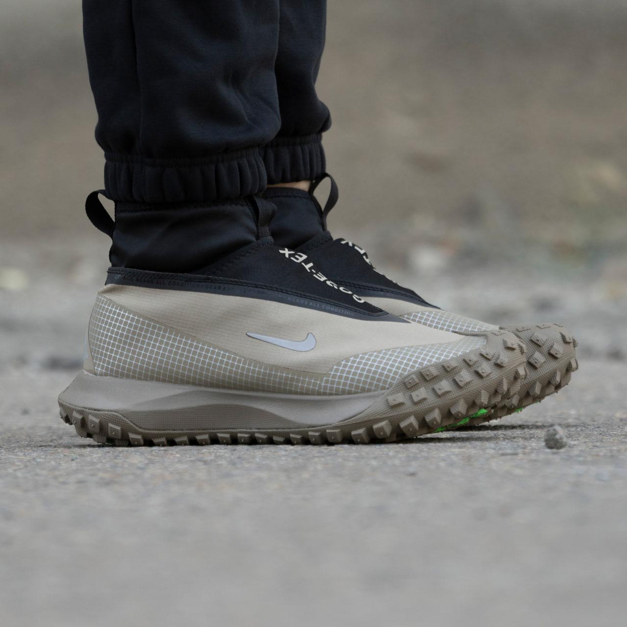 Зимові Чоловічі Кросівки Nike ACG Mountain Fly Gore-Tex Beige / Найк АСГ Маунтін Флай Гор Текс Бежеві