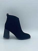 Замшеві черевики Erisses. Ботільйони. Маленькі розміри ( 33, 34 ).