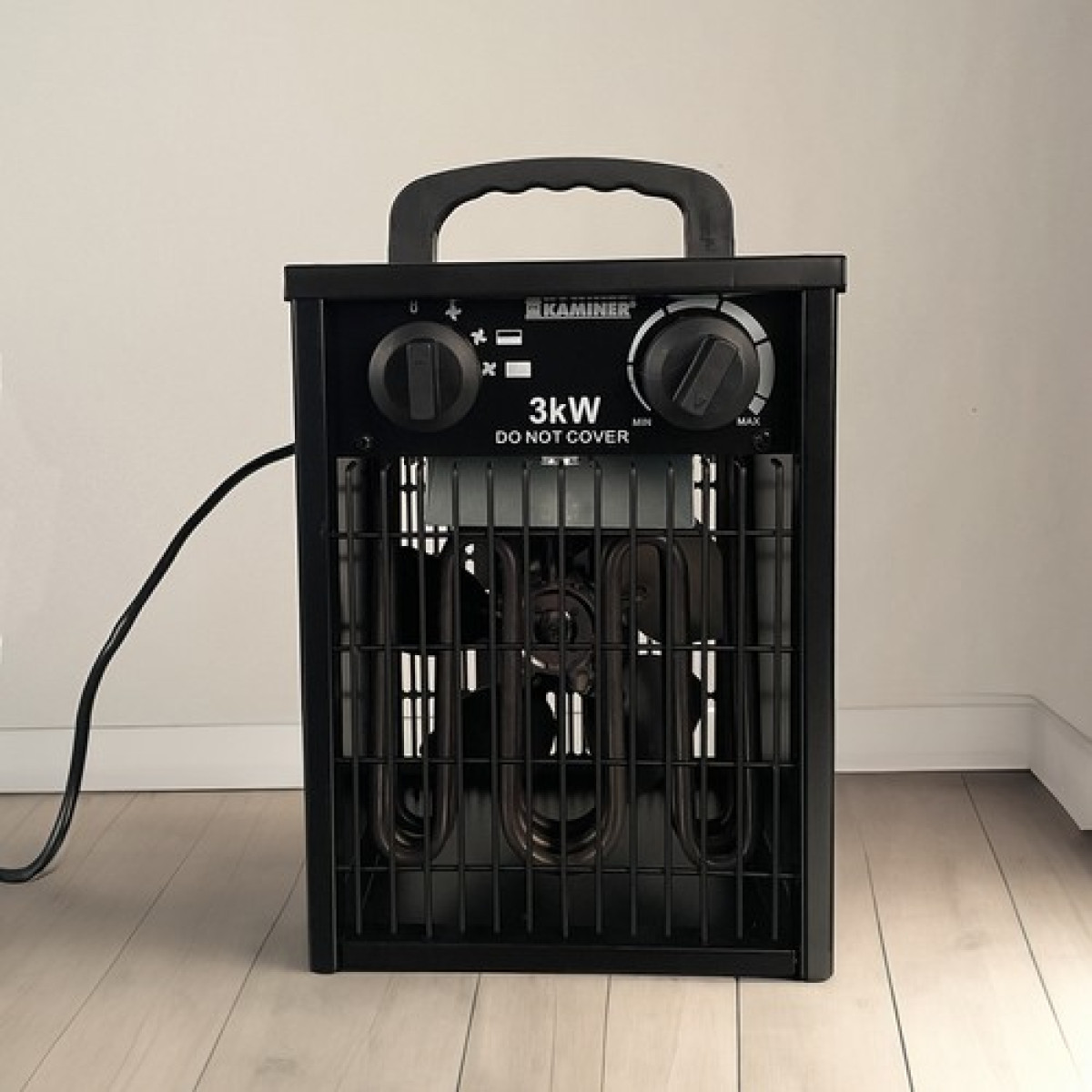 ЕЛЕКТРИЧНИЙ ОБОГРІВАЛЬНИЙ З ВЕНТИЛЯТОРОМ І ТЕРМОСТАТОМ 3 КВТ KAMINER (24361), фото 1