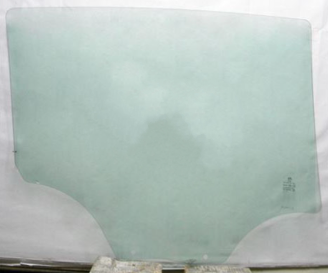 Скло дверей задніх лівих Peugeot 2008 13-16 CROSSOVER SUV Xinyu 2 отв., фото 1