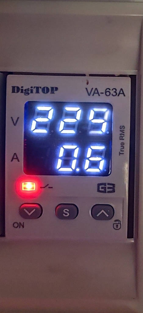 Реле напруги з контролем струму DigiTop VА-63A M2W біла індикація - фото покупців 1