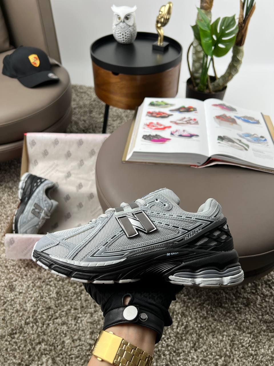 Чоловічі кросівки шкіра текстиль New Balance 1906R Light Grey Black, кеди Нью Беланс сірі. Чоловіче взуття