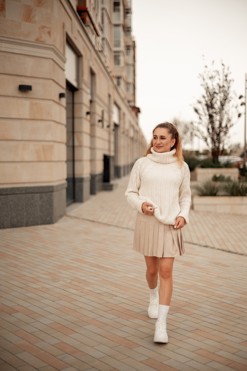 Коротка світла спідниця у дрібну клітинку, костюмка