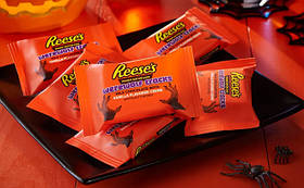 Цукерки Reese's Warewolf Tracks Peanut Butter Cups 15g