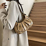 Жіноча сумка 8615 багет крос-боді бежева, фото 5
