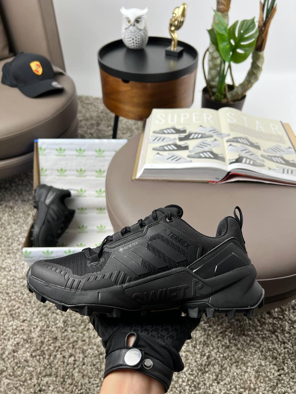 Чоловічі кросівки єврозиму Adidas Terrex Swift R Black, кеди Адідас текстиль водонепр. нейлон. Чоловіче взуття