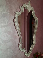 Дзеркало Ренесанс у білій рамі