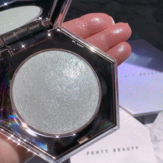 Хайлайтер Fenty Beauty by Rihanna Diamond Bomb All-Over Diamond Veil 8g
