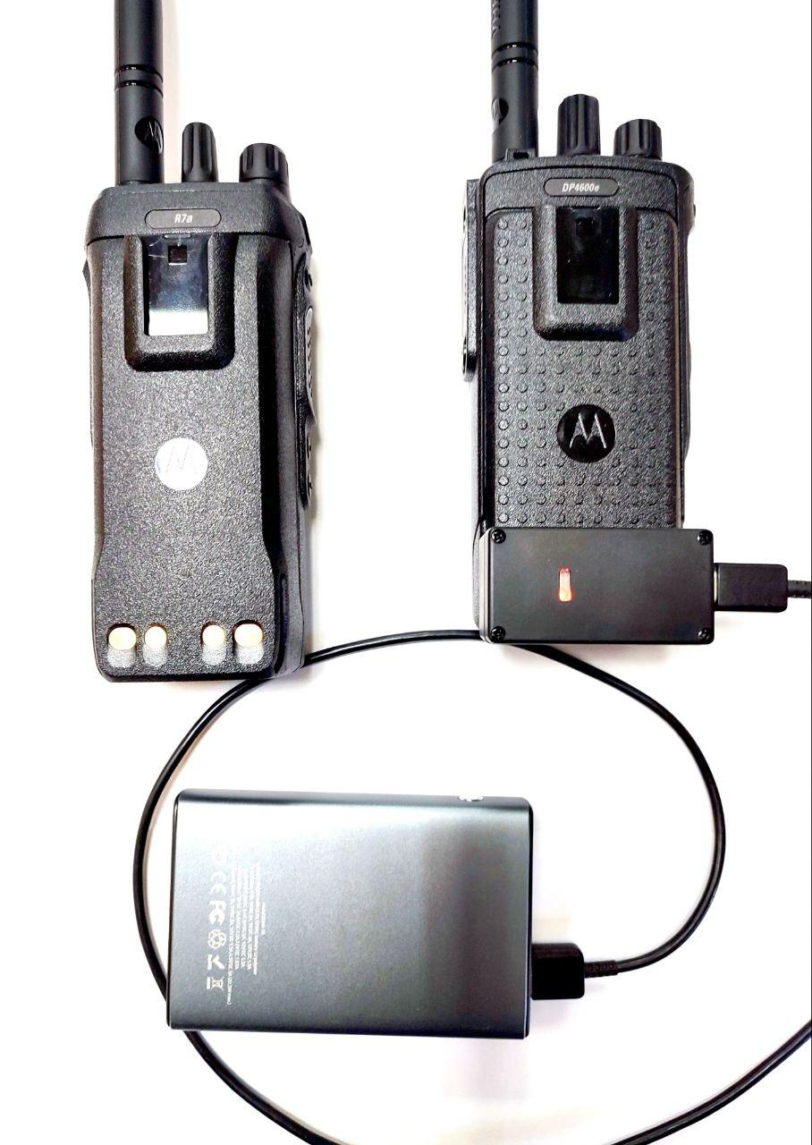 Зарядний пристрій адаптер USB type С для цифрових рацій Motorola