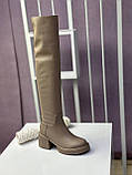 Чоботи жіночі ботфорти натуральна шкіра бежеві демісезонні трендові стрейч на підборах, фото 9
