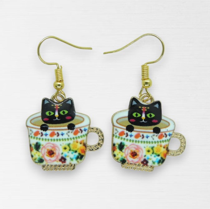 Жіночі сережки чорне кошеня виглядає з кавової чашки 4 см золотисті, фото 1