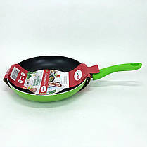 Зручна у використанні сковорідка Con Brio СВ-2414 24 см, Сковорода з AT-713 бакелітовим покриттям, фото 4