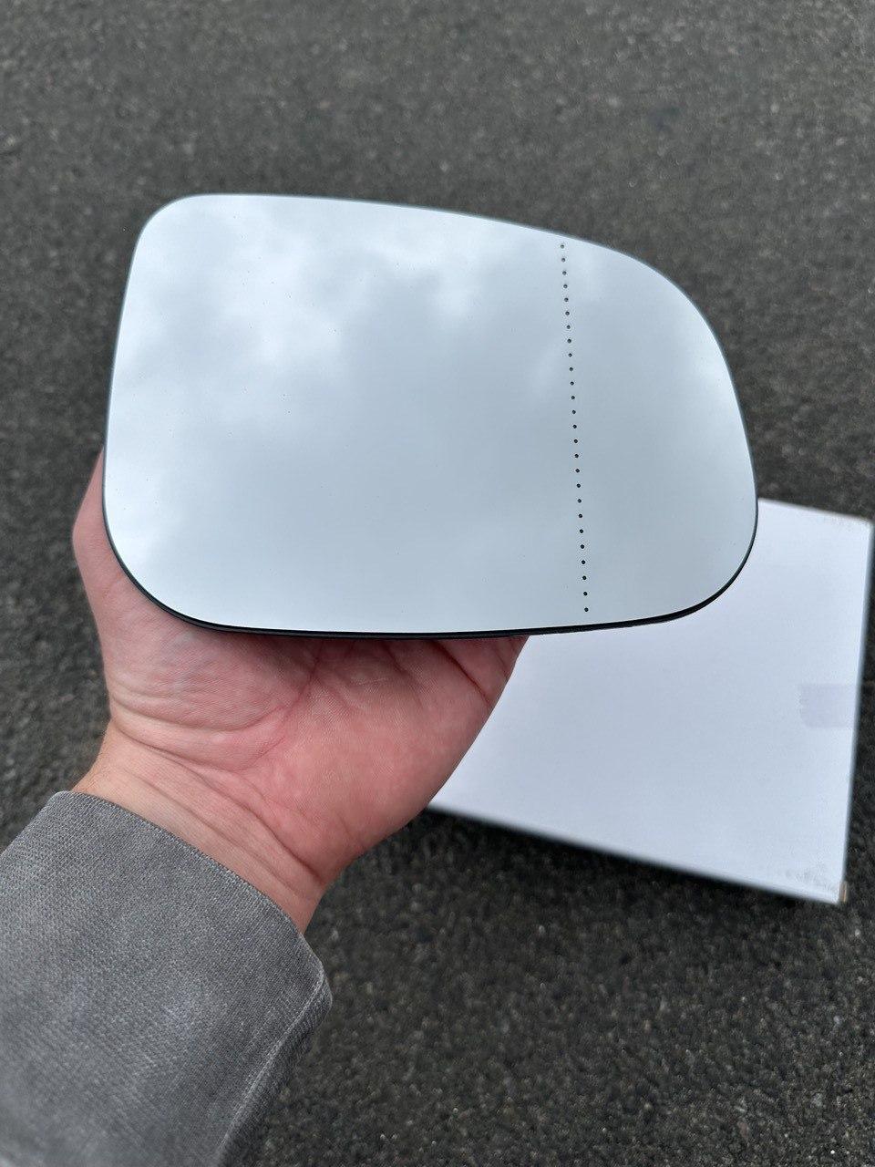 Volvo V70 (Вольво V70) 2011-2016 скло дзеркала (вкладиш, дзеркальний елемент) правий, фото 1