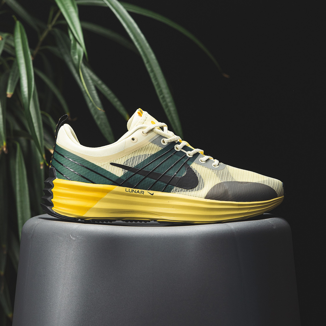 Чоловічі Кросівки Nike Lunar Roam Yellow Green / Найк Лунар Роум Жовті із Зеленим